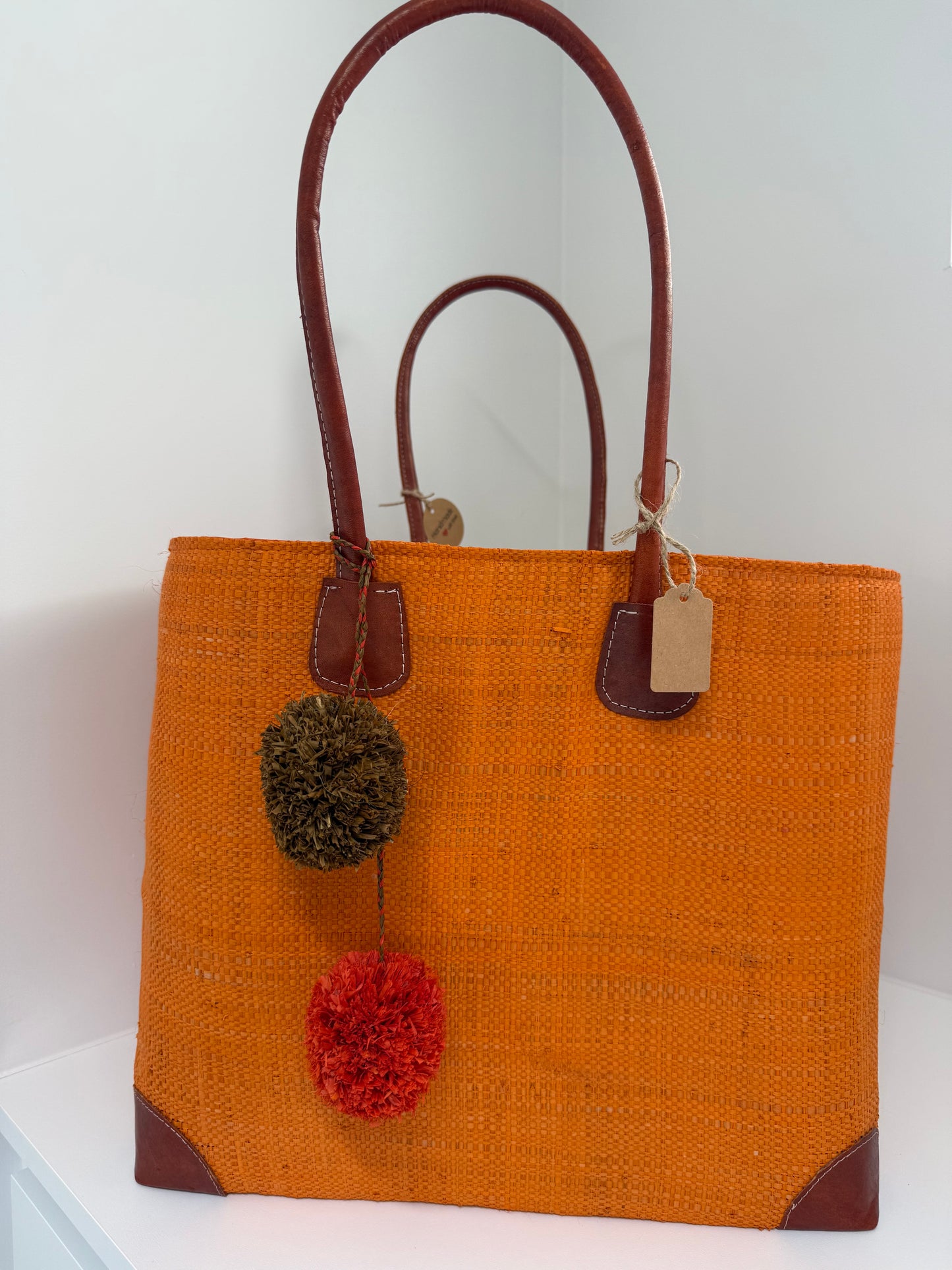 Lolo Deco Handmade Madagascar Oranje