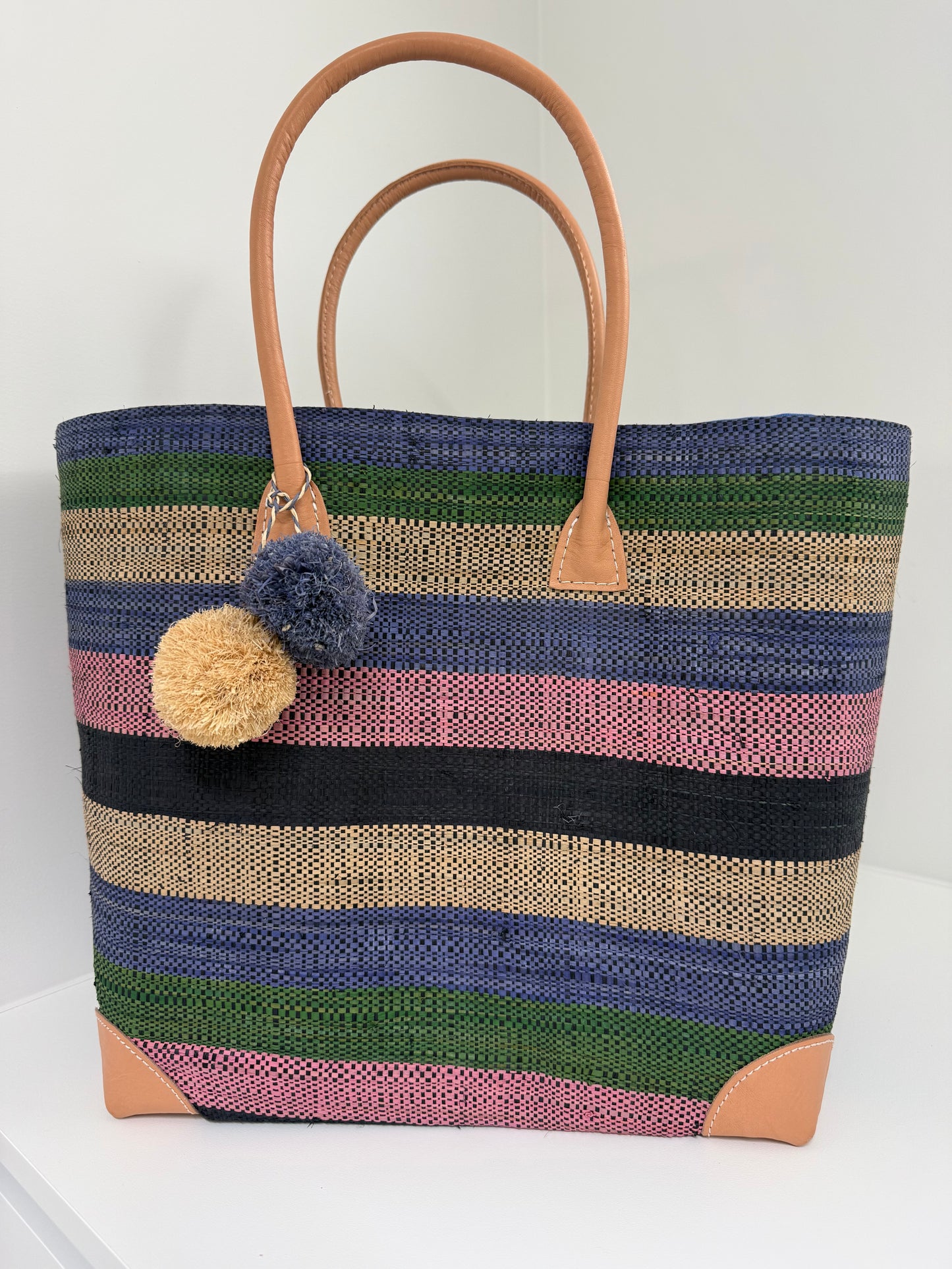 Lolo Deco Handmade Madagascar Multi Blauw