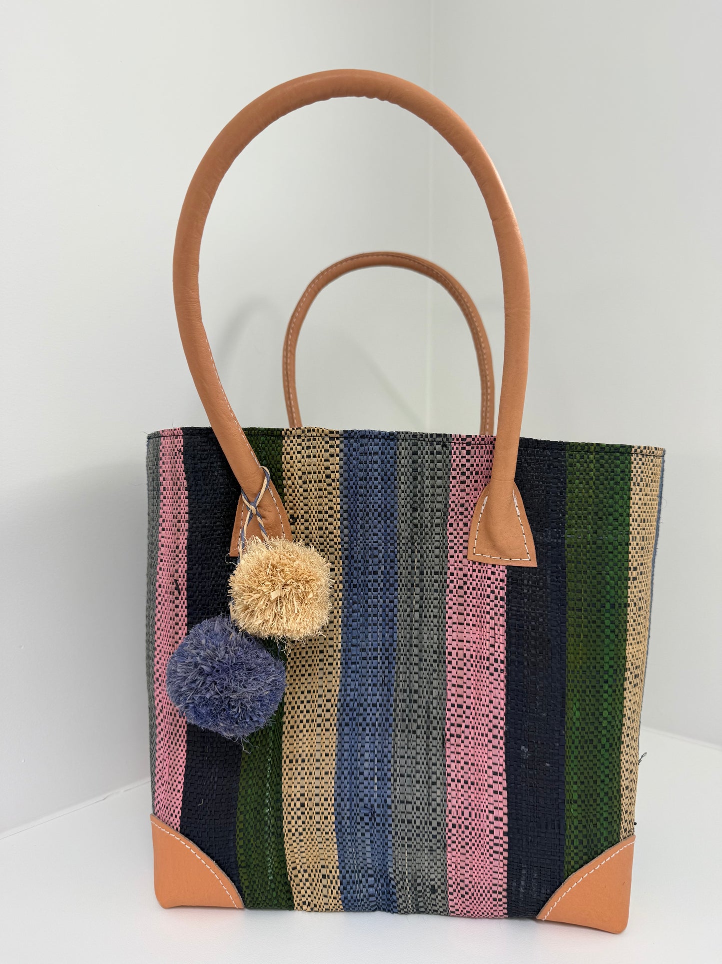 Lolo Deco Handmade Madagascar Multi Blauw