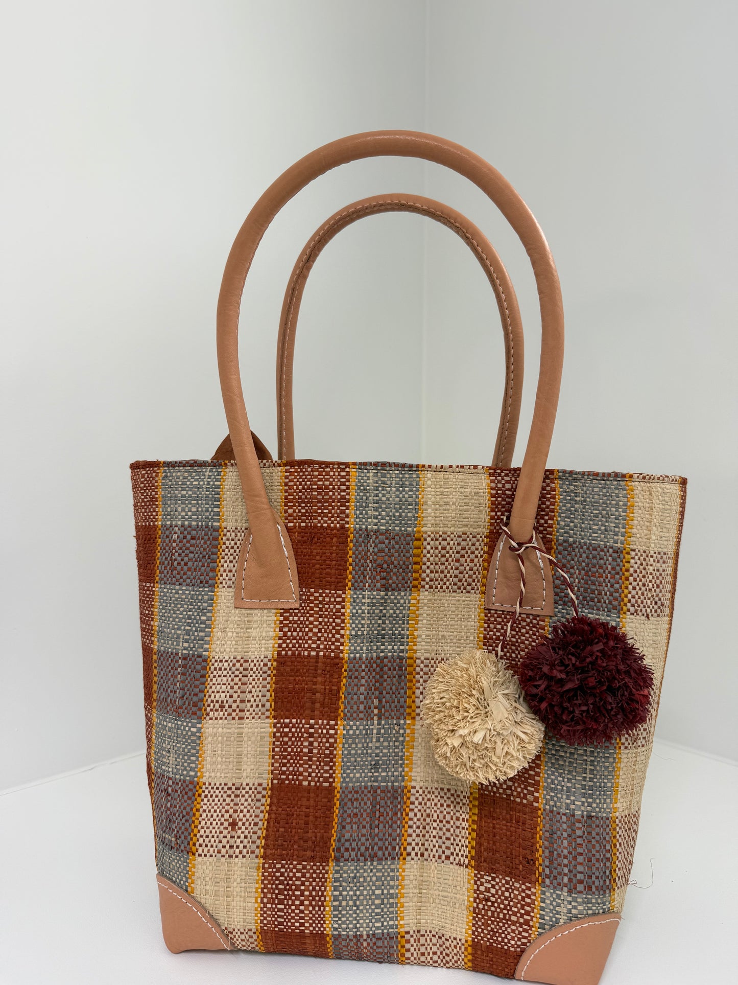 Lolo Deco Handmade Madagascar Multi Ruit