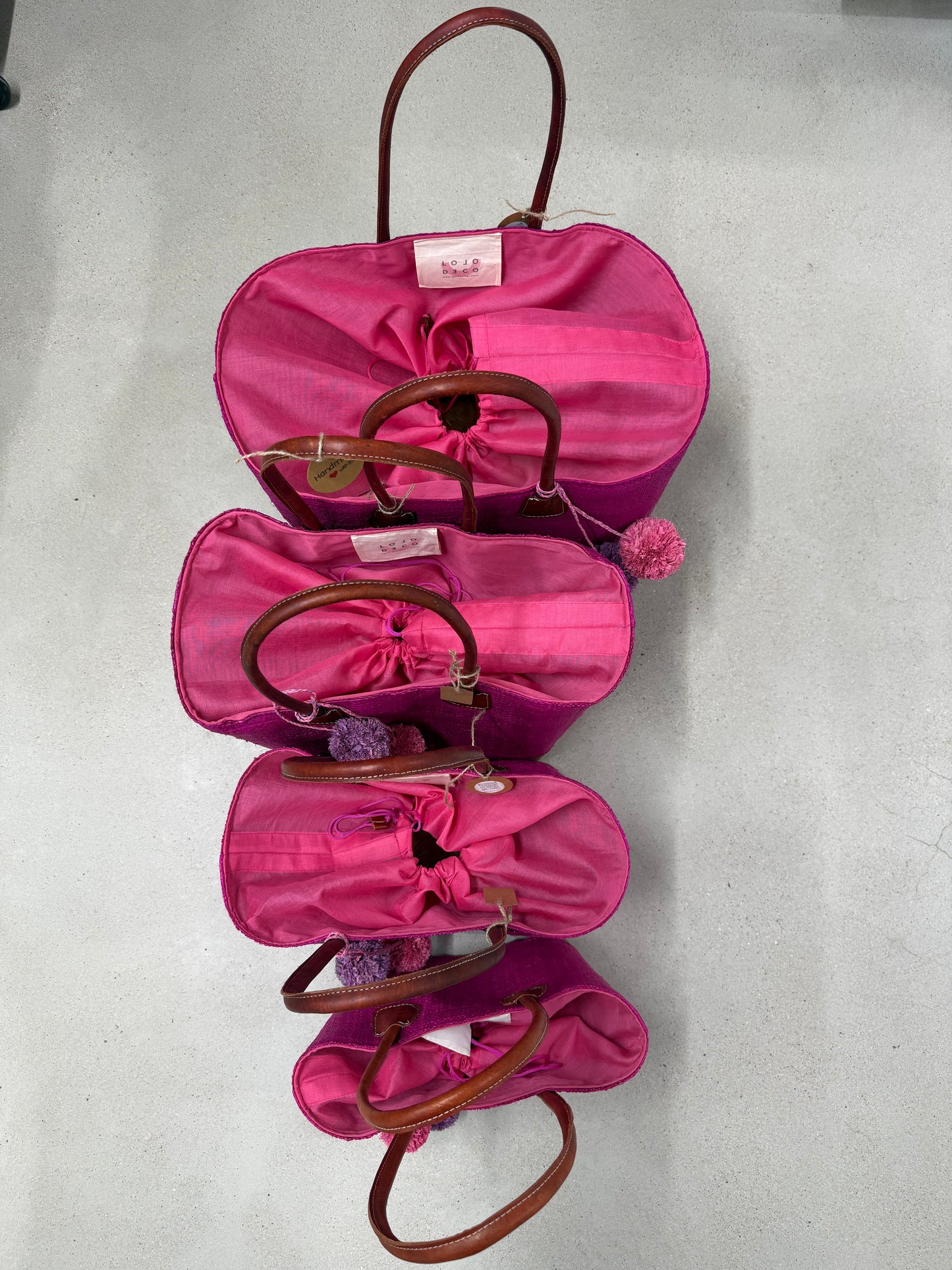 Lolo Deco Handmade Madagascar Fuchsia